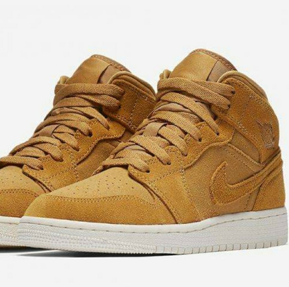 (SOLD) NIB RETRO 1 Js